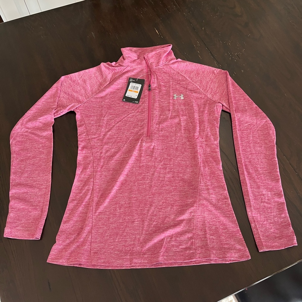 NWT UNDER ARMOUR Womens 1/2 zip headgear top size small heathered pink.